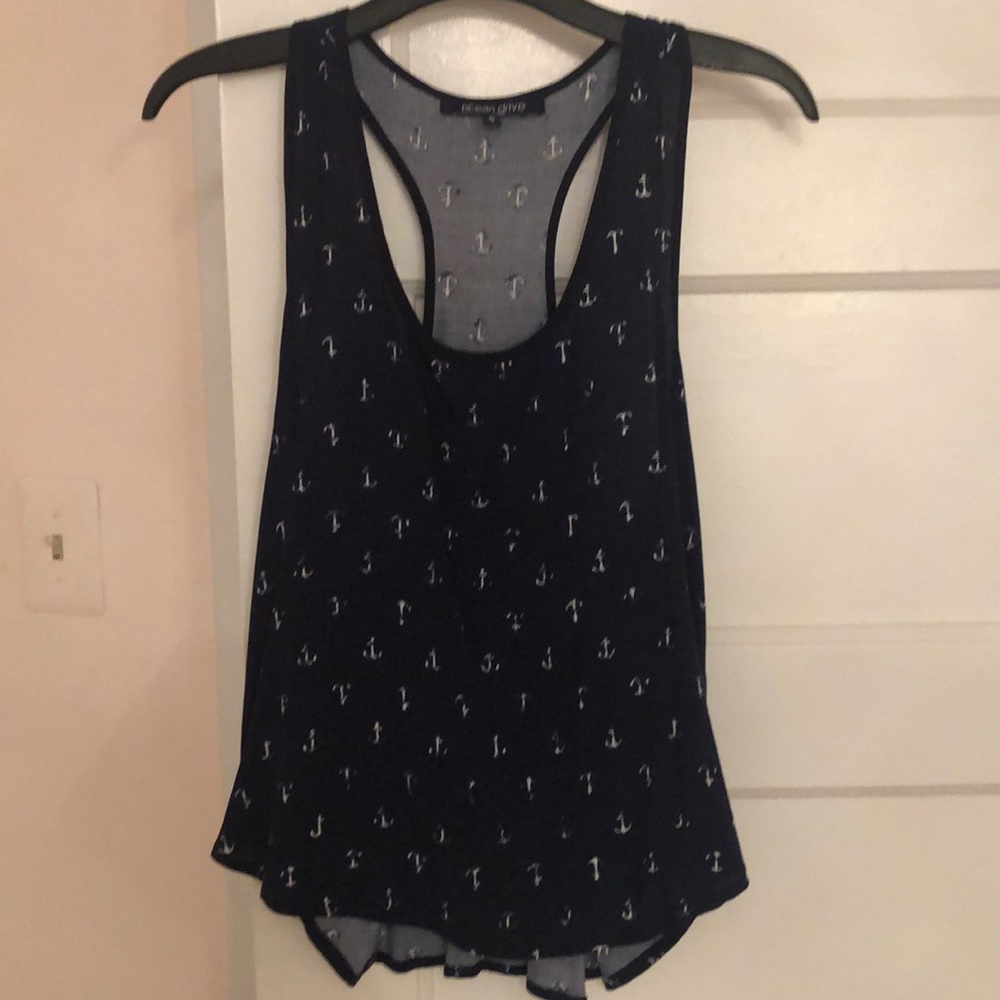 navy tank top with faded white anchors